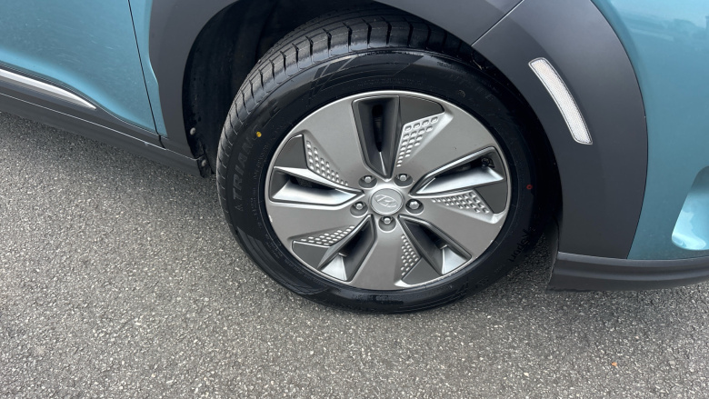 Hyundai Kona 150kW Premium 64kWh 5dr Auto Electric Hatchback